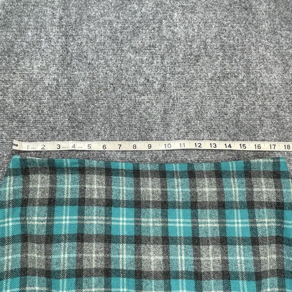 Talbots Wool Blend Pencil Skirt Size 12 Turquoise Plaid Lined Rear Zip Academia - Picture 6 of 9